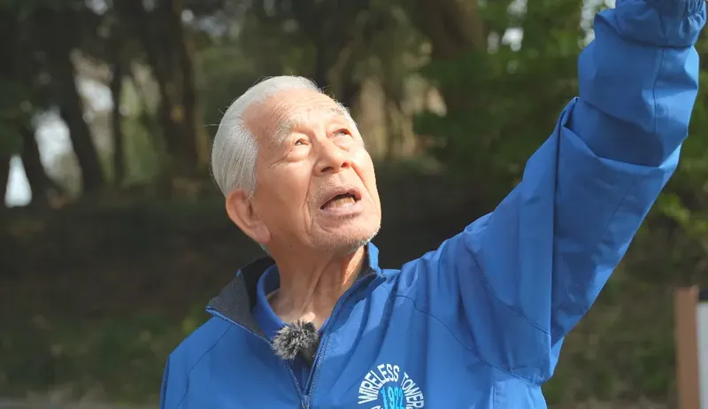 針尾無線塔保存会による「ガイドと巡る針尾送信所」